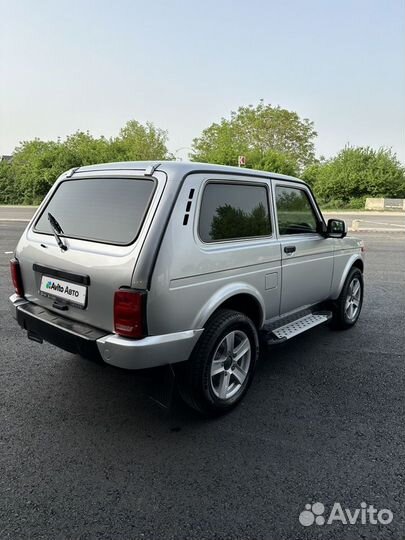 LADA 4x4 (Нива) 1.7 МТ, 2019, 177 000 км