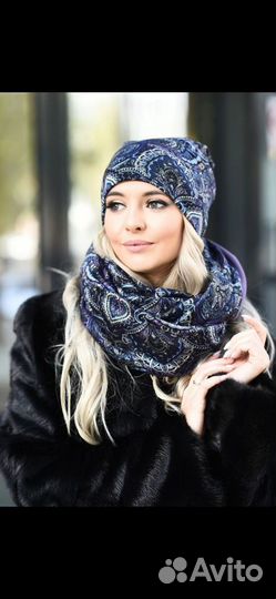 Комплект шапка и шарф женские новый