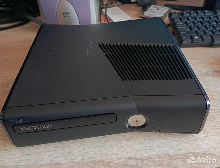 Xbox 360S прошит RGH 3