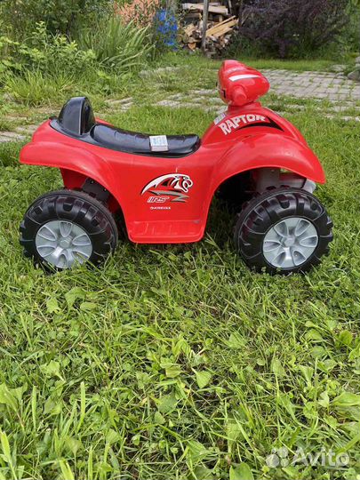 Детский квадроцикл на аккумуляторе