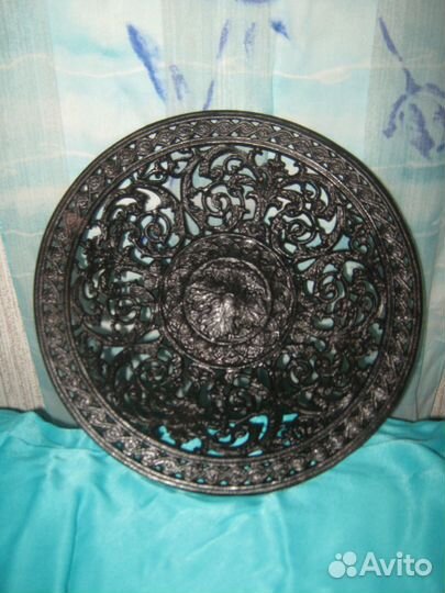 Каслинское литье тарелка