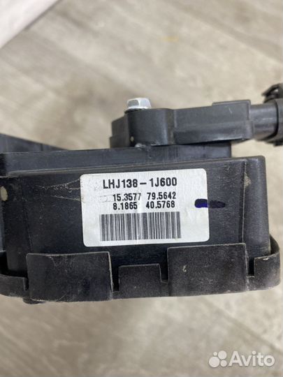 Педаль газа Kia Rio