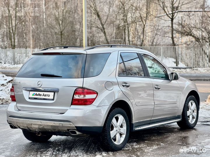 Mercedes-Benz M-класс 5.0 AT, 2005, 136 409 км