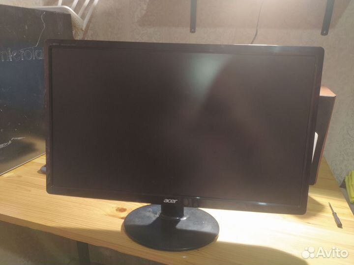 Монитор Acer на детали