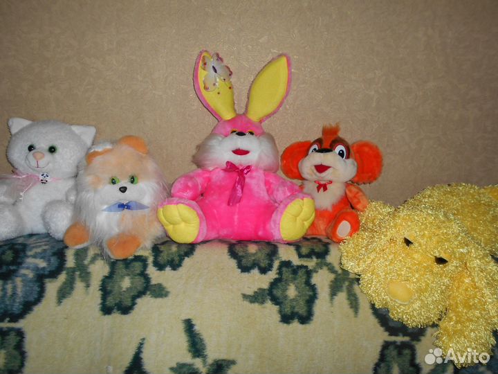 Зайка и другие игрушки