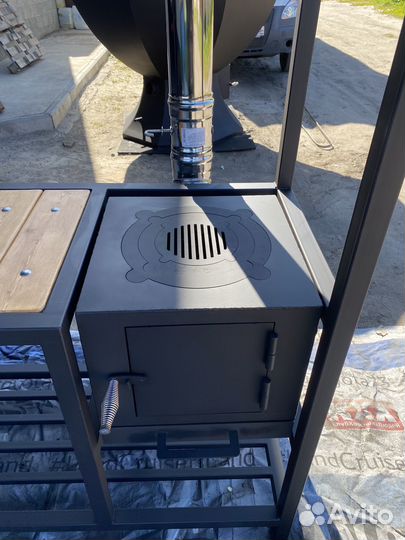 Мангал с крышей