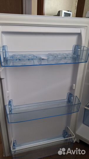 Продам холодильник Бирюса 109