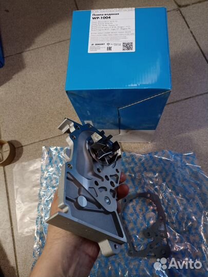 Помпа водяная renault logan 1.6 16v