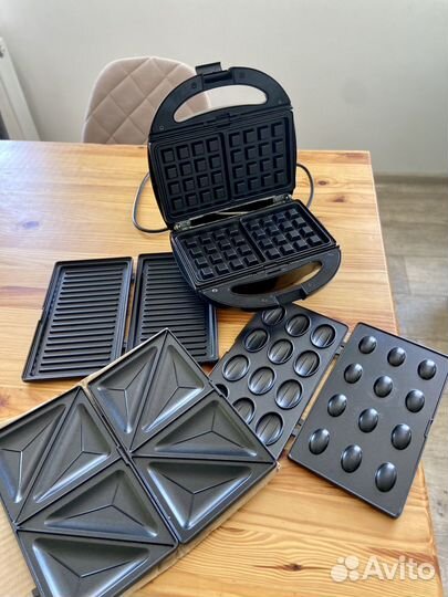 Электрическая вафельница