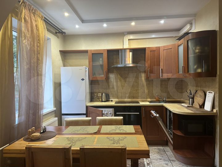 1-к. квартира, 60 м², 3/5 эт.