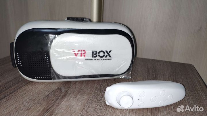 Виртуальные 3D очки VR BOX + пульт