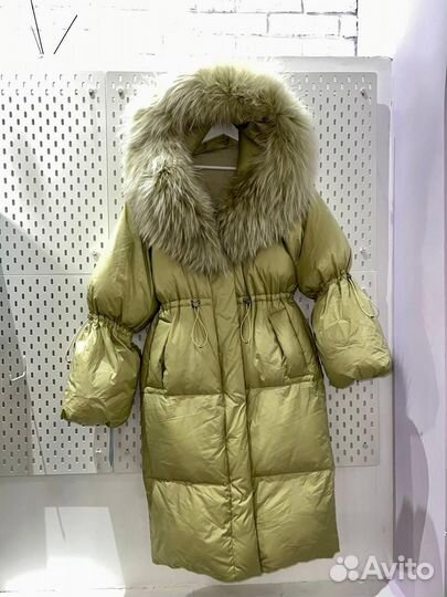 Пуховое пальто/Пуховик/Мех енота