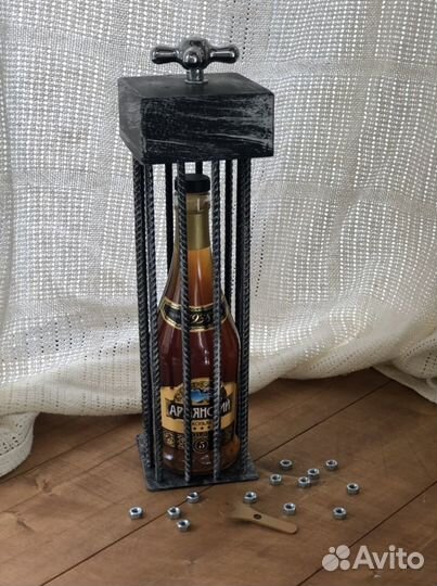 Клетка сейф для бутылки