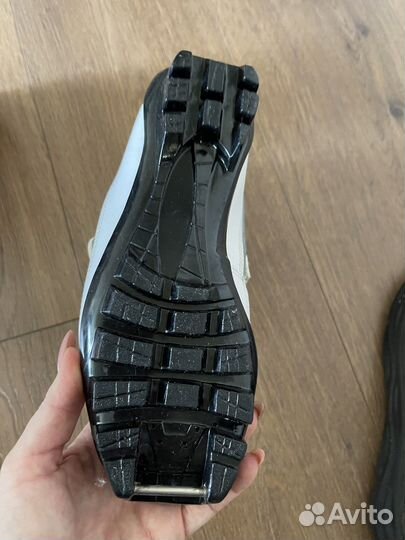 Лыжные ботинки