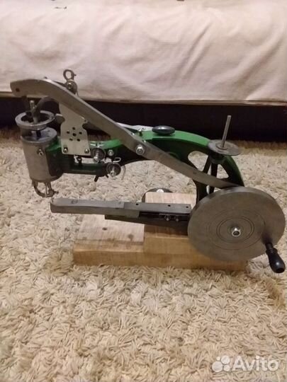 Швейная рукавная машинка Версаль