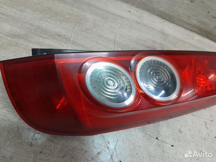 Фонарь задний правый Ford Fiesta Mk5 (2002—2008)