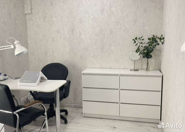 Комод Белый 1200