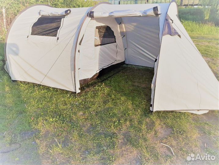 Палатка 4 местная с тамбуром