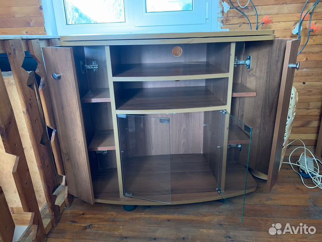 Тумба под телевизор