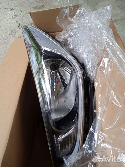 Фара sehun hyundai solaris 2