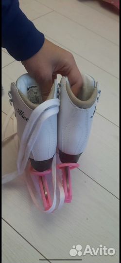 Фигурные коньки алиса