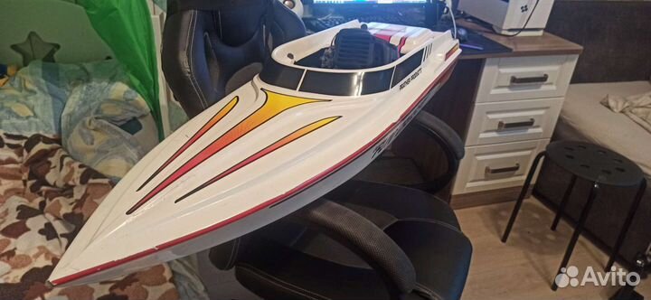 Радиоуправляемый бензиновый катер fun cruiser