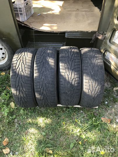 Kumho I'Zen KW31 205/65 R16