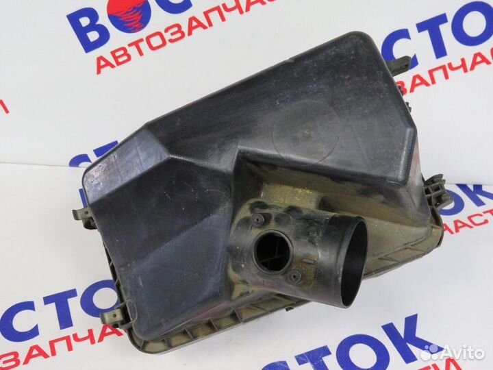 Корпус воздушного фильтра toyota alphard MNH10W, M