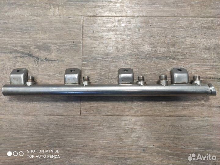 Топливная рейка рампа Bmw X5 E70 N63B44
