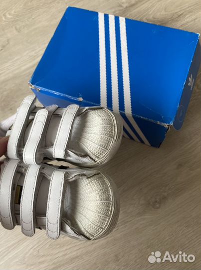 Кроссовки детские adidas superstar 25