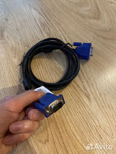 Кабель VGA и DVI