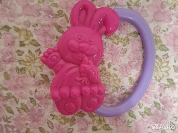 Растяжка на коляску + погремушка зайка