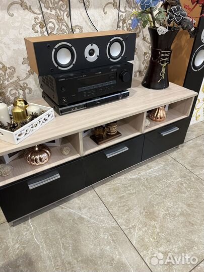 Тумба под телевизор