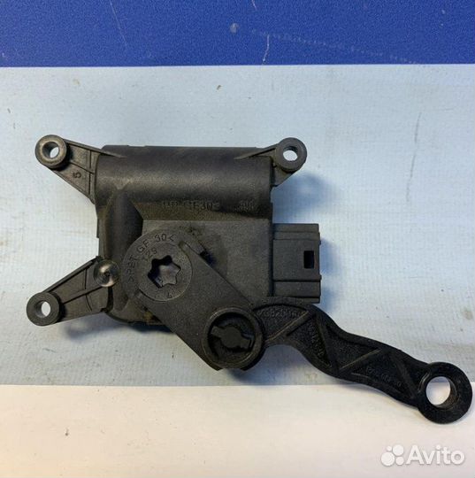 Моторчик заслонки печки Skoda Octavia A5 1Z