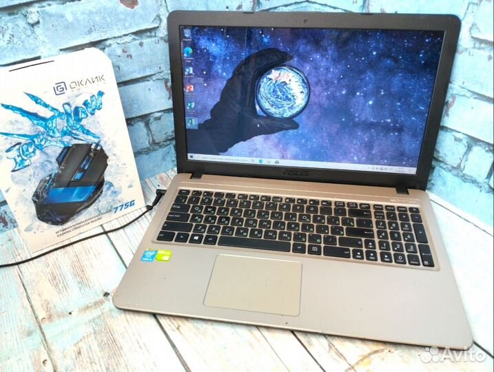 Мощный Asus X540L на i3/ GT 920m/ RAM 8/ SSD 256