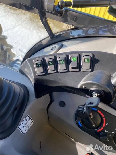 Экскаватор-погрузчик New Holland B115B, 2023