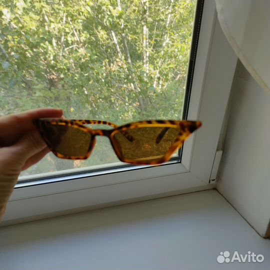 Солнцезащитные очки