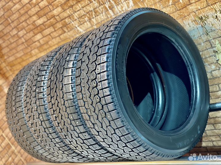 Yokohama Ice Guard F700Z 205/55 R16