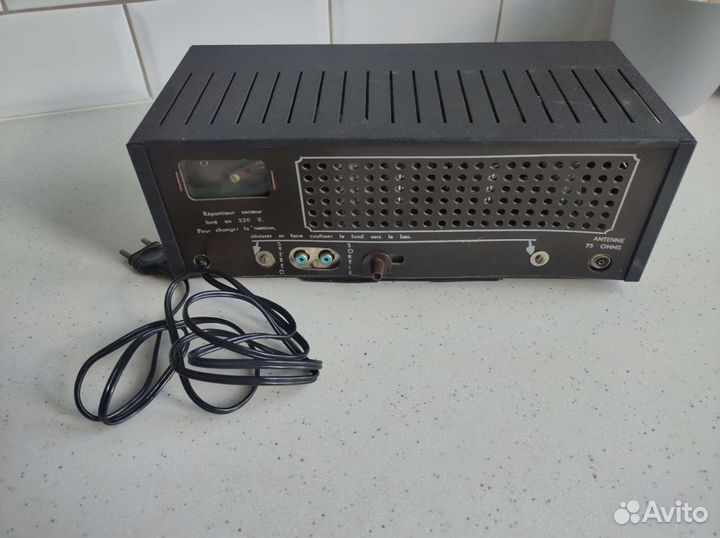 Ламповый FM радиоприемник Esart Франция
