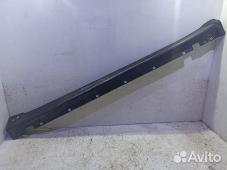 Накладка на правый порог