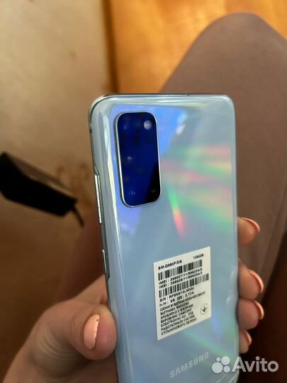 Samsung Galaxy S20, 8/128 ГБ