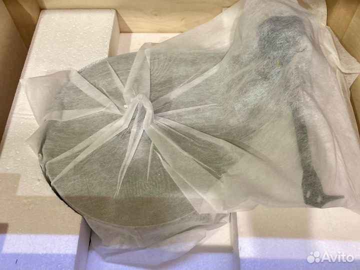 Виниловый проигрыватель Pro-Ject RPM 10 Carbon Sl