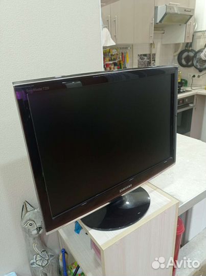 Samsung t220