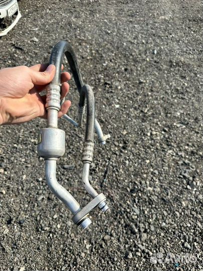 Трубка кондиционера Opel Astra J A16XER 2011