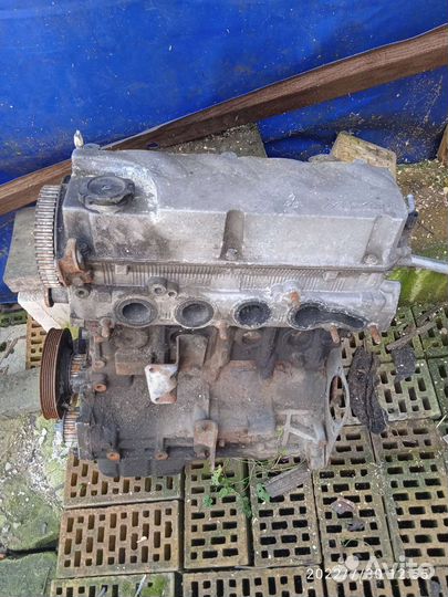 Запчасти на двс Мицубиси 4G69