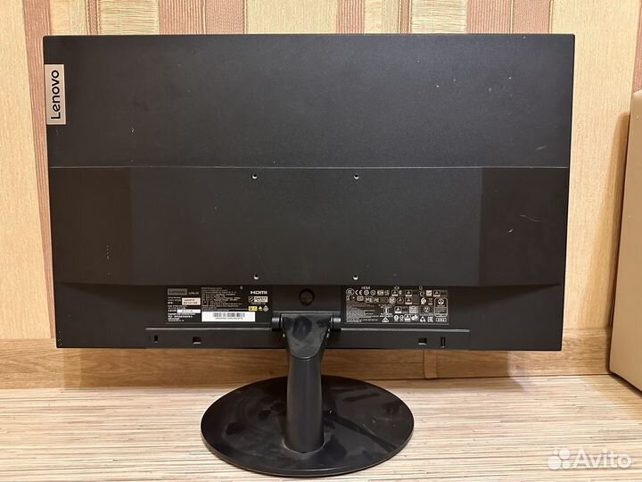 Монитор lenovo