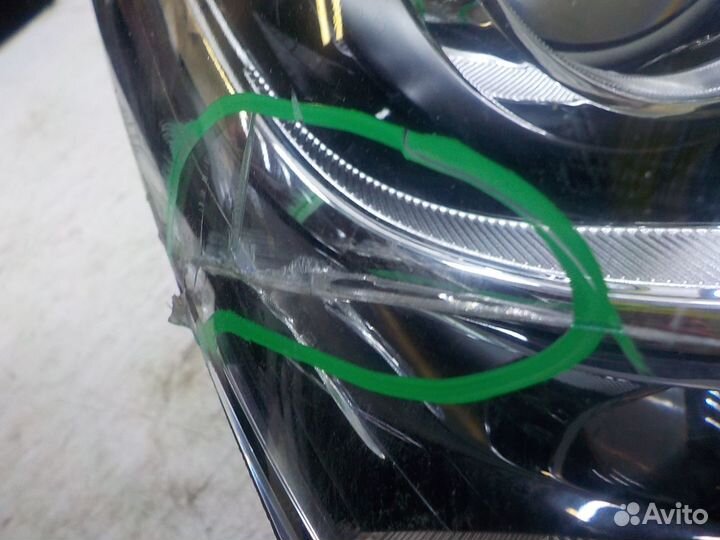 Фара правая на Hyundai Santa Fe