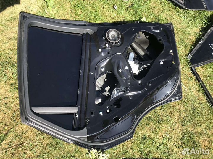 Задняя левая дверь черная BMW X6 F16