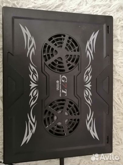 Охлаждающая подставка для ноутбука G7t Titan