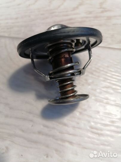 Термостат Nissan